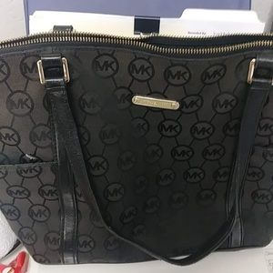 Micheal Kors bag